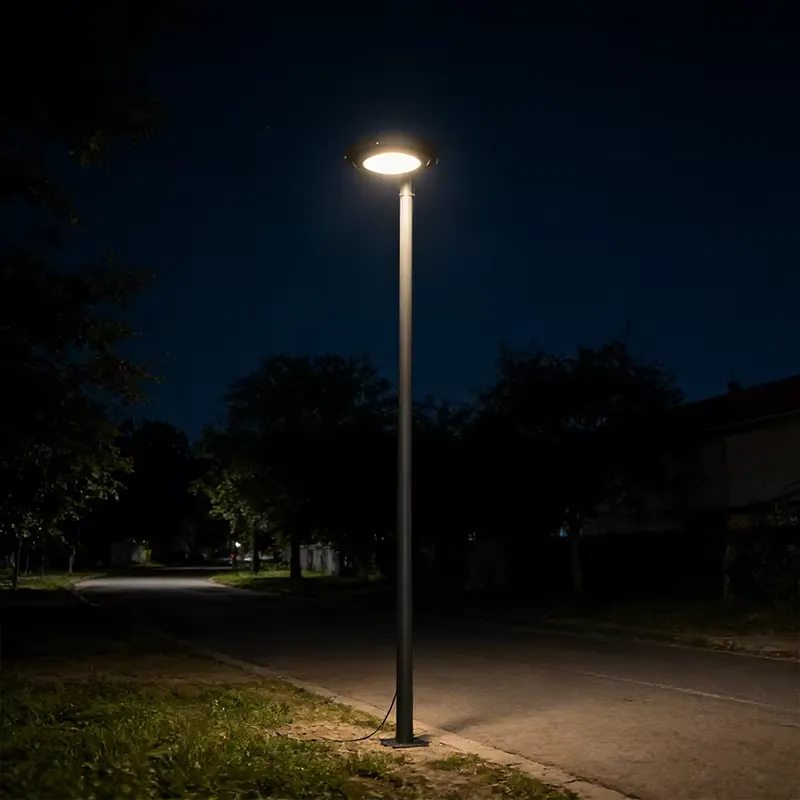 LED Garden Lamp with Steel Pol - Outdoor Lighting Ip65 recension och pris